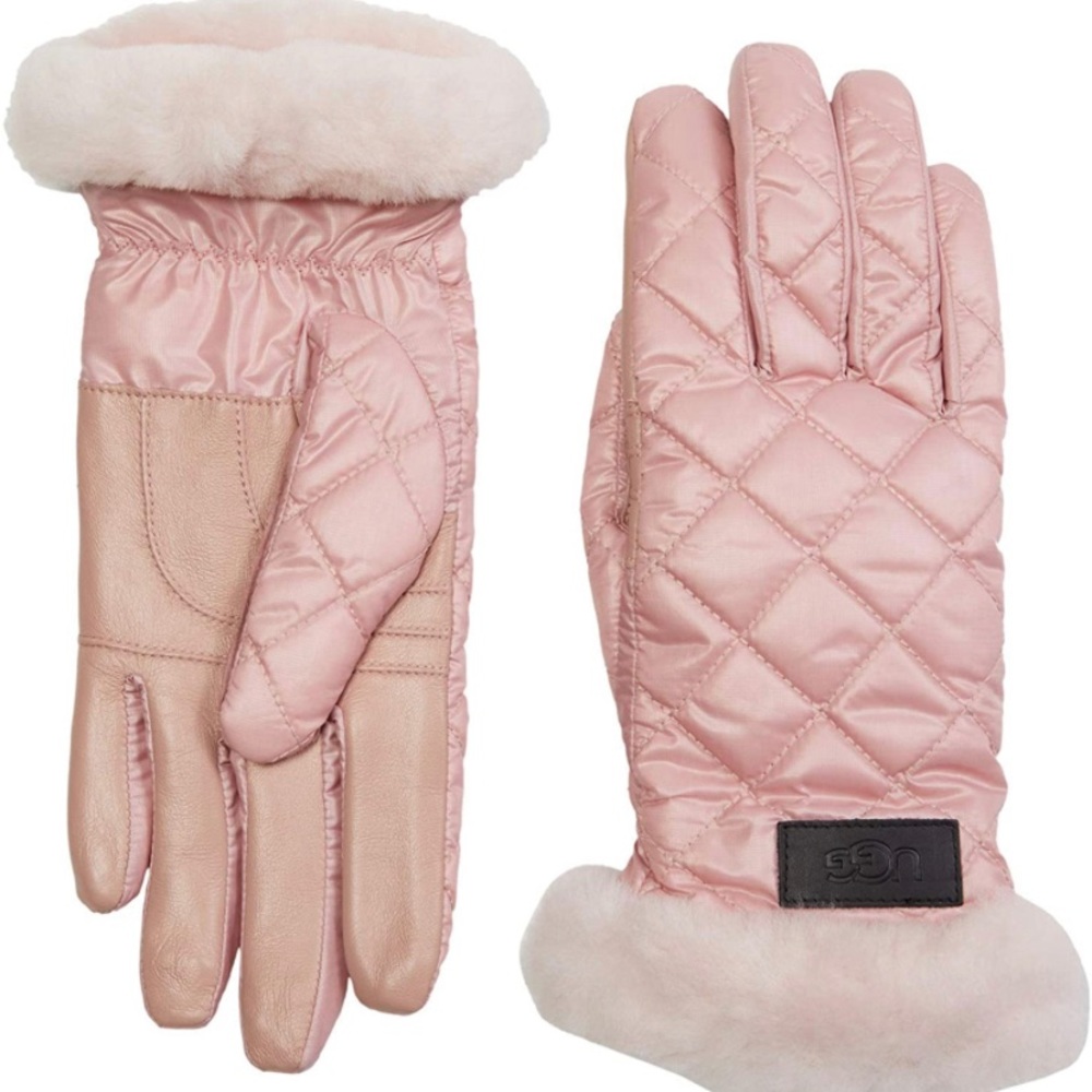 ⭐️NWT⭐️ UGG W Women's Quilted Performance Tech Glove